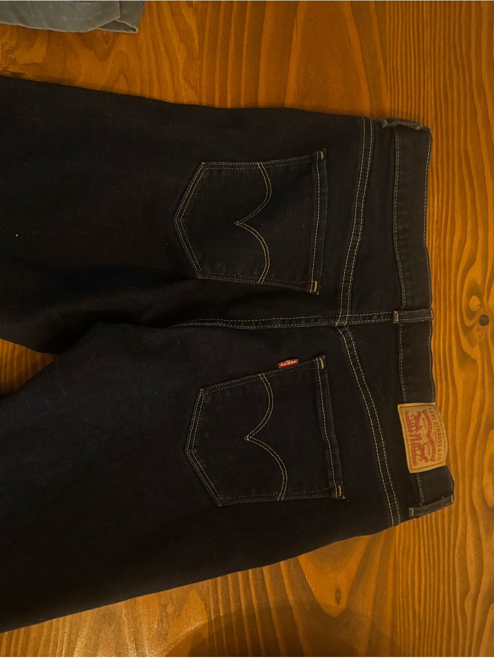 Levi's Women's Dark blue Denim Bermuda Shorts